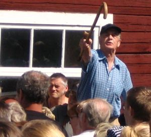 en gammeldags auktion med auktionarius